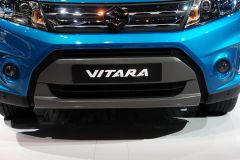 铃木-超级维特拉