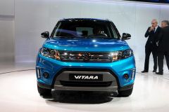 铃木-超级维特拉