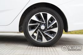 长安汽车-悦翔V7