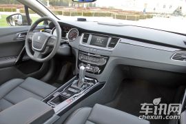 东风标致-标致508-2.3L 罗兰・加洛斯版