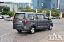 上汽通用五菱-五菱征程-1.8L 豪华型