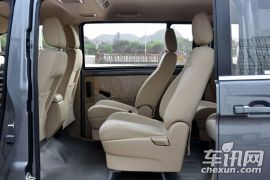 上汽通用五菱-五菱征程-1.8L 豪华型