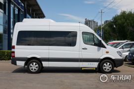 福建奔驰-凌特-2.1T佳旅 中轴版