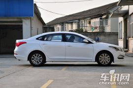 北京现代-名图-1.8L 手动舒适型