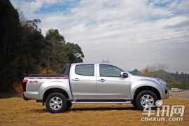 江西五十铃-D-MAX-2.5T四驱 手动豪华型4JK1
