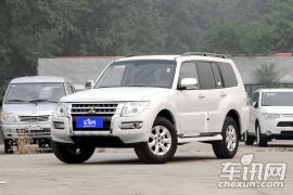 三菱-帕杰罗-3.0L 精英超越版 国V