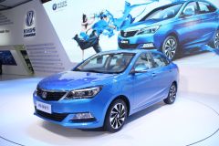 长安汽车-悦翔V7