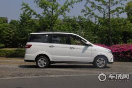 北汽银翔-幻速H2-1.5L 自动豪华型