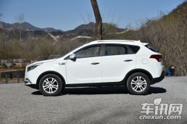 华泰汽车-新圣达菲-1.5T 手动两驱汽油豪华型