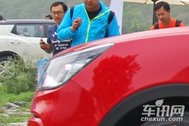 双龙汽车-蒂维拉-1.6L 自动四驱致酷版