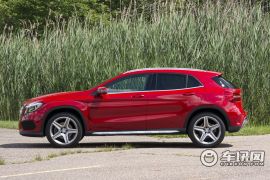 奔驰-奔驰GLA 250 4Matic 2015