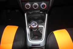 华晨中华-中华V3女排版