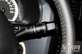 华泰汽车-圣达菲经典1-1.8T 手动两驱导航版  ￥9.57