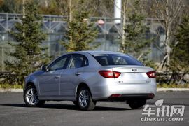 一汽奔腾-奔腾B30-1.6L 自动尊贵型