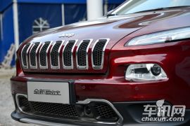 广汽菲克-自由光-2.4L 全能版  ￥31.58