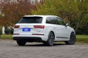 奥迪-奥迪Q7-45 TFSI 运动型  ￥0.0