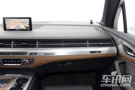 奥迪-奥迪Q7-45 TFSI 运动型  ￥0.0