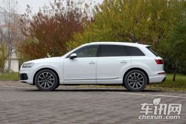 奥迪-奥迪Q7-45 TFSI 运动型  ￥0.0