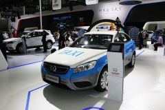 北汽新能源-EV220