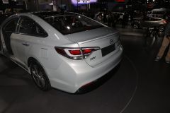 北京现代-索纳塔九混动