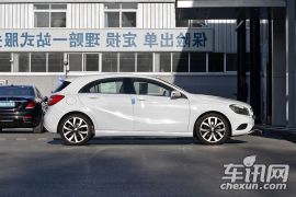 奔驰-奔驰A级-A 200  ￥27.9