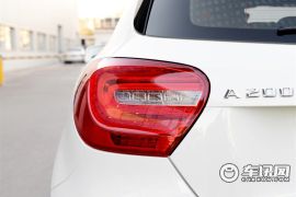 奔驰-奔驰A级-A 200  ￥27.9