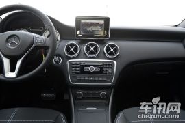 奔驰-奔驰A级-A 200  ￥27.9