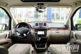 福建奔驰-唯雅诺-3.5L 卓越版   ￥68.9