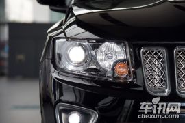 Jeep-指南者-2.0L 两驱豪华版  ￥24.49