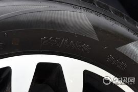 众泰汽车-众泰T600-2.0T 手动旗舰型  ￥12.38