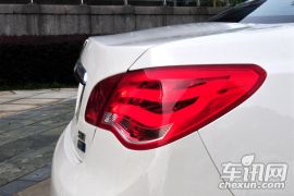 上汽集团-荣威e550-旗舰版