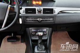 上汽集团-荣威e550-旗舰版