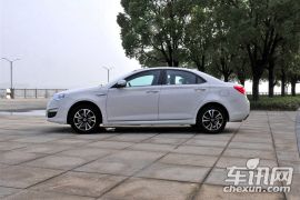 上汽集团-荣威e550-旗舰版