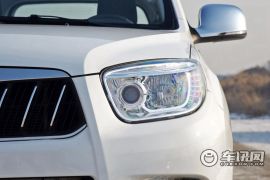 福田汽车-萨瓦纳-2.0T 四驱汽油尊享版7座