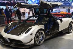 帕加尼-Huayra