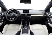 一汽马自达-CX-4-2.5L 四驱顶配版