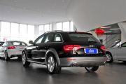 奥迪-奥迪A4(进口)-40 TFSI allroad quattro 豪华型