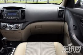 北京现代-悦动-1.6L 手动家悦版