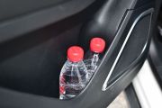 一汽吉林-森雅R7-1.6L 尊贵型