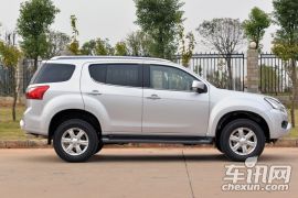 江西五十铃-五十铃mu-X-3.0T 四驱手动探索型 5座