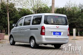 上汽通用五菱-五菱荣光V