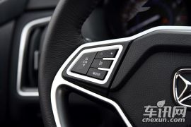江铃汽车-驭胜S350-2.0T 自动两驱汽油豪华版5座