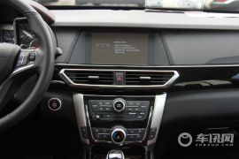 众泰汽车-众泰大迈X5-升级版1.5T CVT丞相型