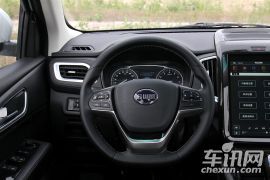 华晨鑫源-斯威X7-1.8L 手动尊贵型