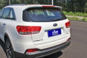 起亚-全新索兰托L-2.4L 汽油4WD定制版 7座 国V