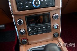 江铃集团轻汽-骐铃T5-2.8T两驱尊贵型加长轴距JE493ZLQ4E
