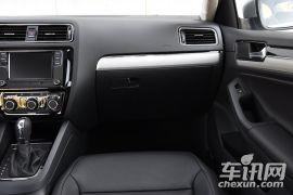 一汽-大众-速腾-230TSI 自动舒适型