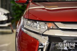 广汽三菱-欧蓝德-2.4L 四驱尊贵版 7座