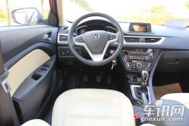 长安汽车-悦翔V7-1.0T 手动劲驰新锐型