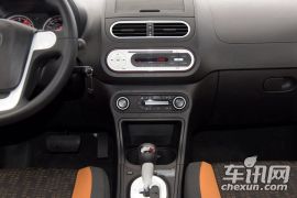 上汽集团-MG 3SW-1.5L 自动精英型